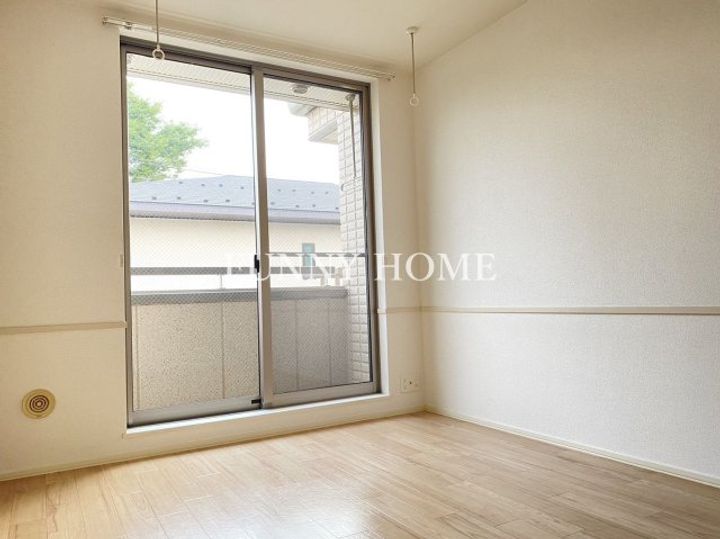 東京都中野区本町2(マンション)の賃貸物件の居間