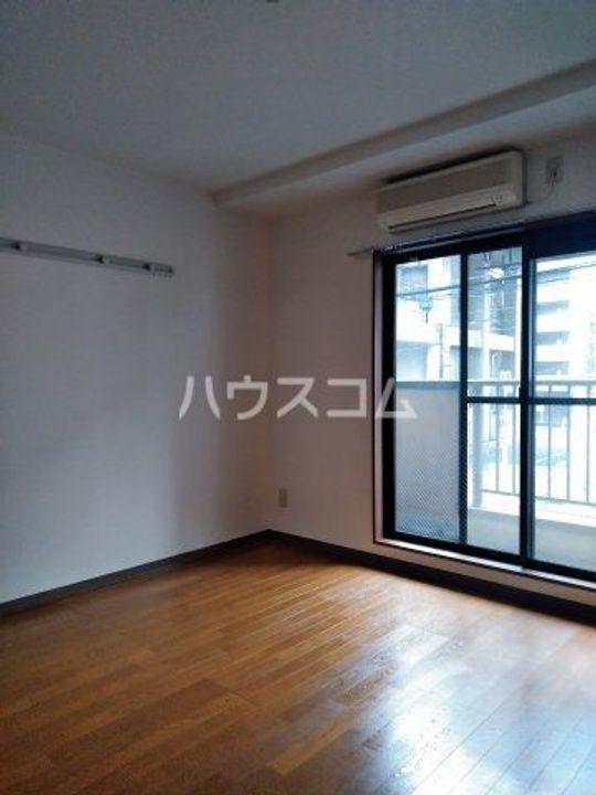 フルリールの居間