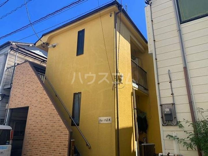 ヴェレーザ志木の外観