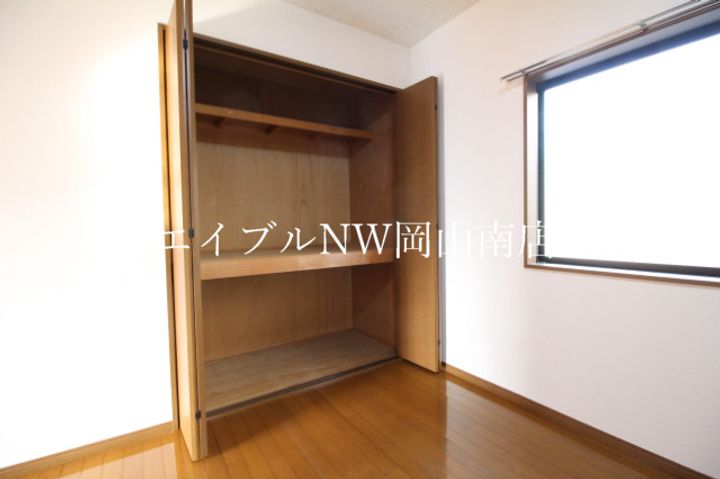 メゾンエスポアールCの内装