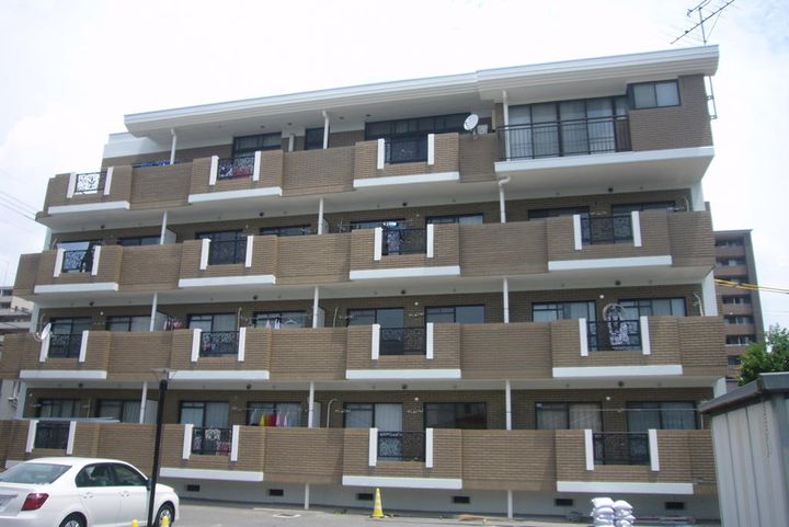 メゾンエルドラドの外観