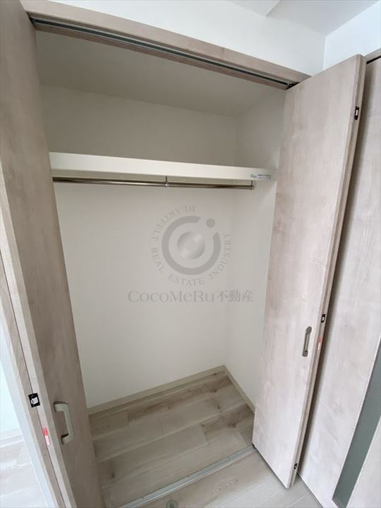 セオリー大阪EAST DOORの内装