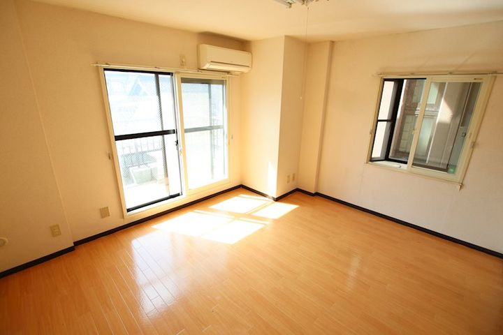 ノーベルウジタの内装