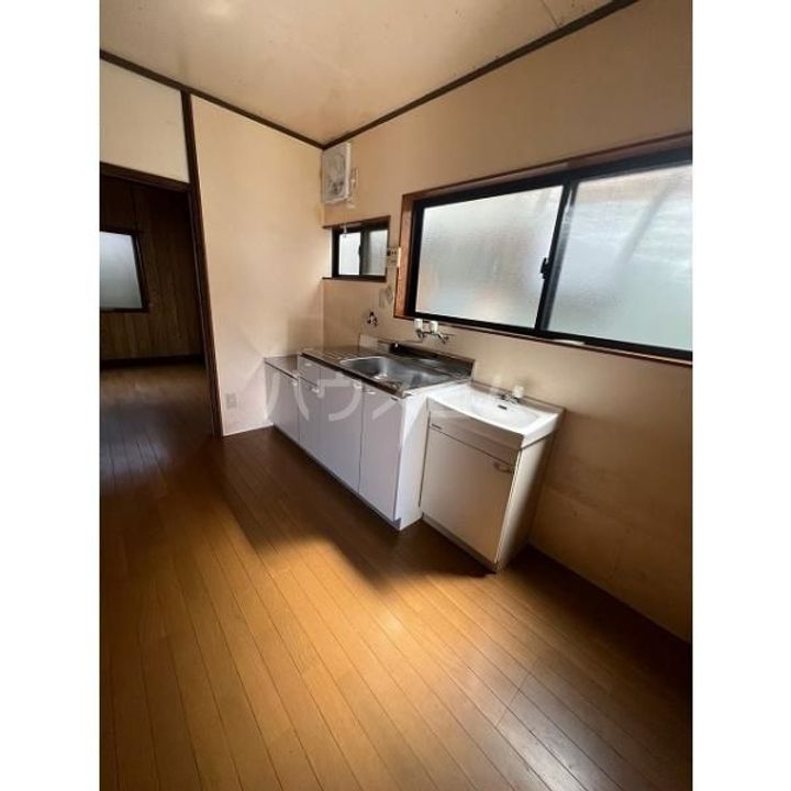 梅津南町貸家のキッチン