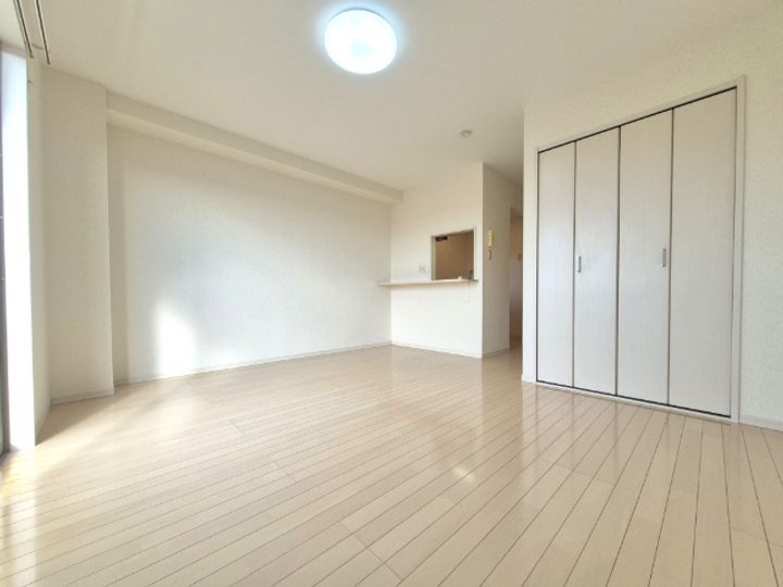 ソフトライフ幕張本郷の居間