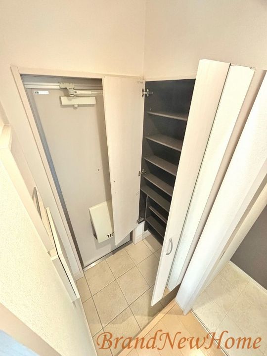 クレール・シャンブルの玄関