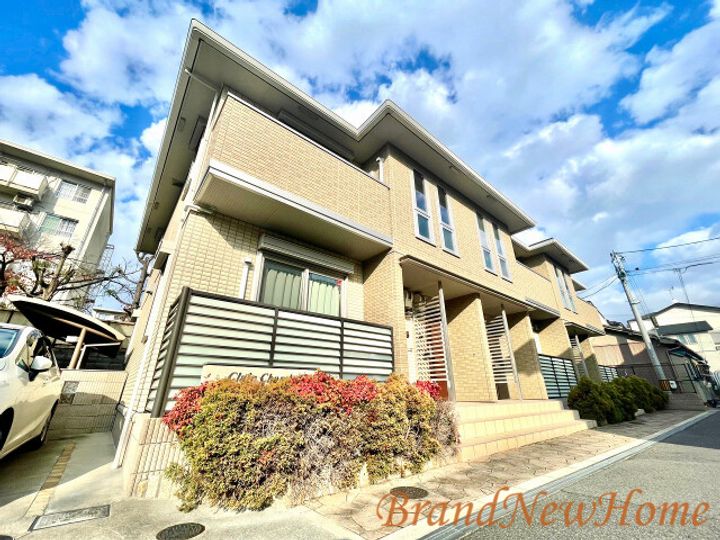 クレール・シャンブルの外観