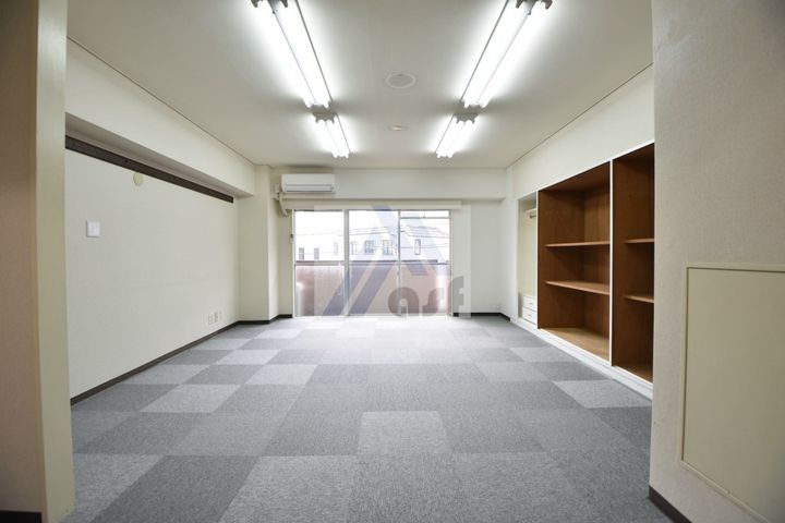 千駄ヶ谷ホリタンの居間