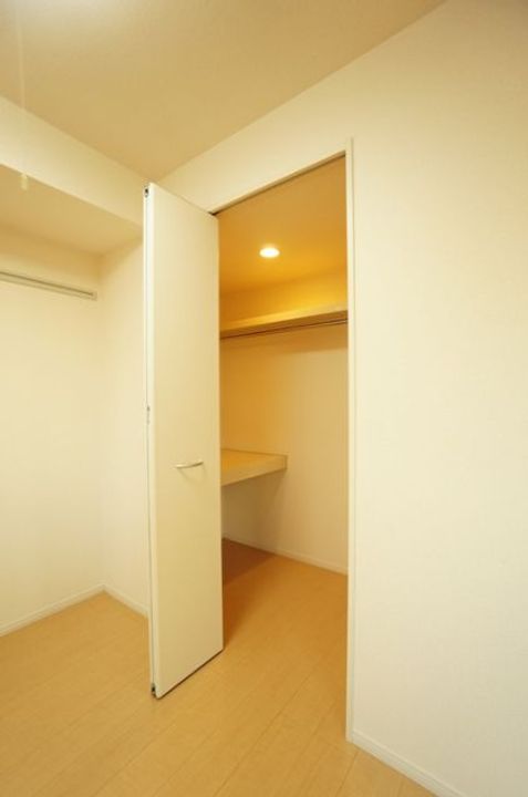 アクシス Aの内装
