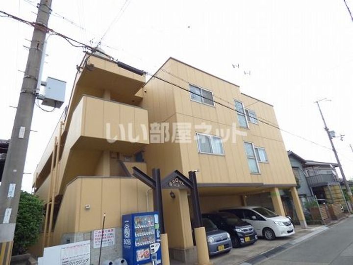 キャロットマンションの外観