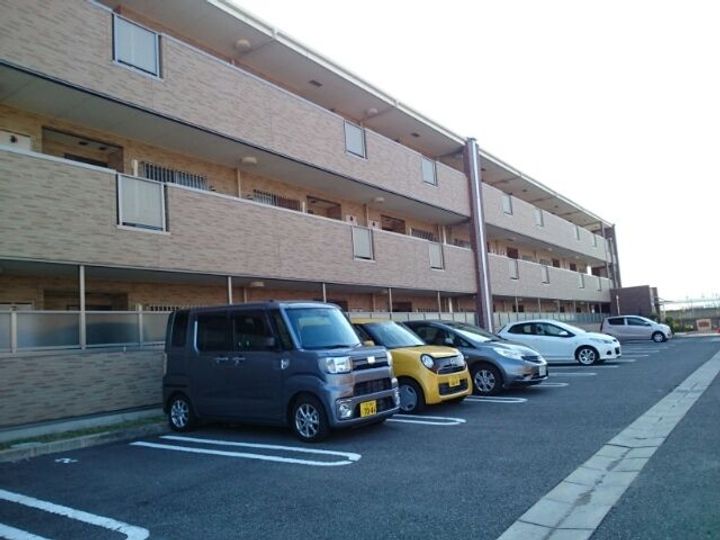 インヴィテ・ボヌ-ルII番館の地図