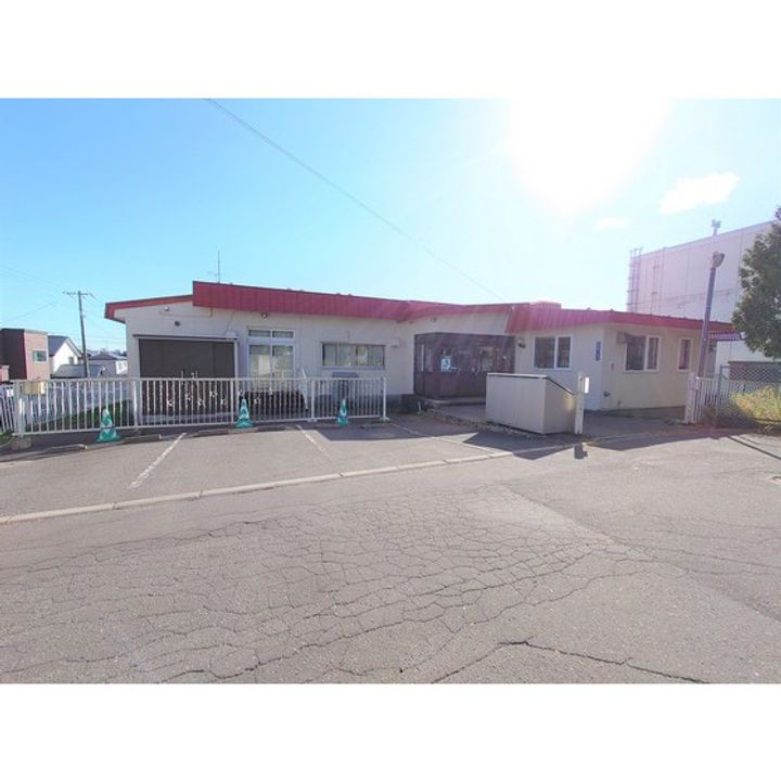 メゾンサンクの周辺