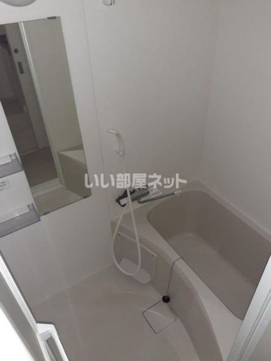 コスモリード神戸三宮の風呂