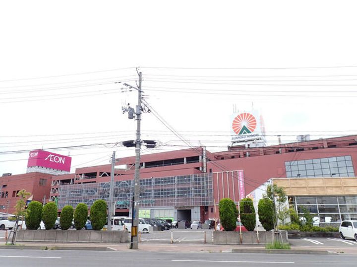 コーポ山内の周辺