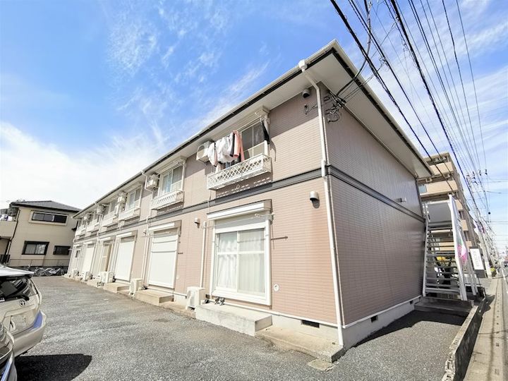 アイパレス新越谷の外観