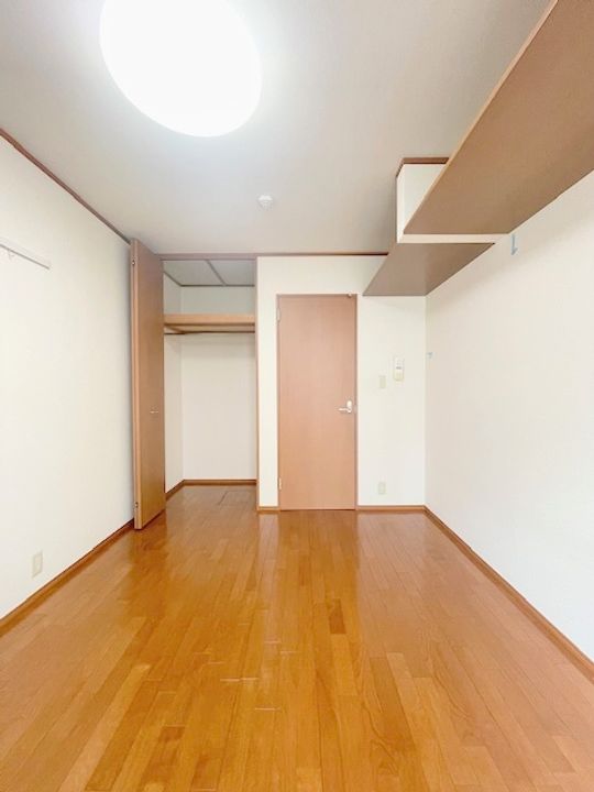 東京都世田谷区弦巻4(マンション)の賃貸物件の居間