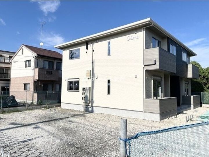 静岡県浜松市中央区領家2(アパート)の賃貸物件の玄関