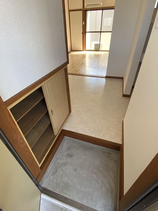 アーバンライフの玄関