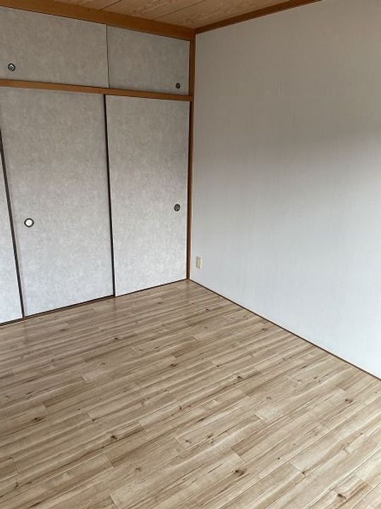 マンショングリムの内装