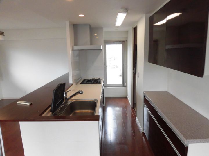 コンフォール円町の内装