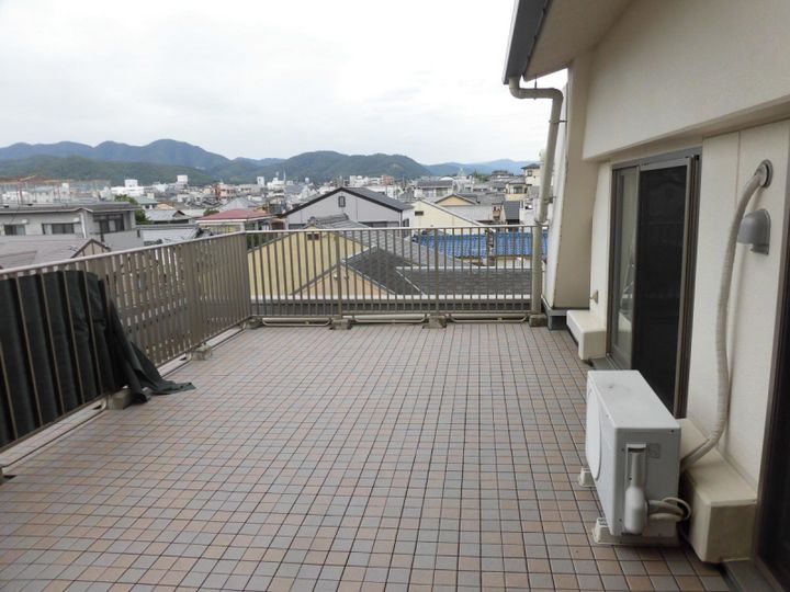 コンフォール円町の内装