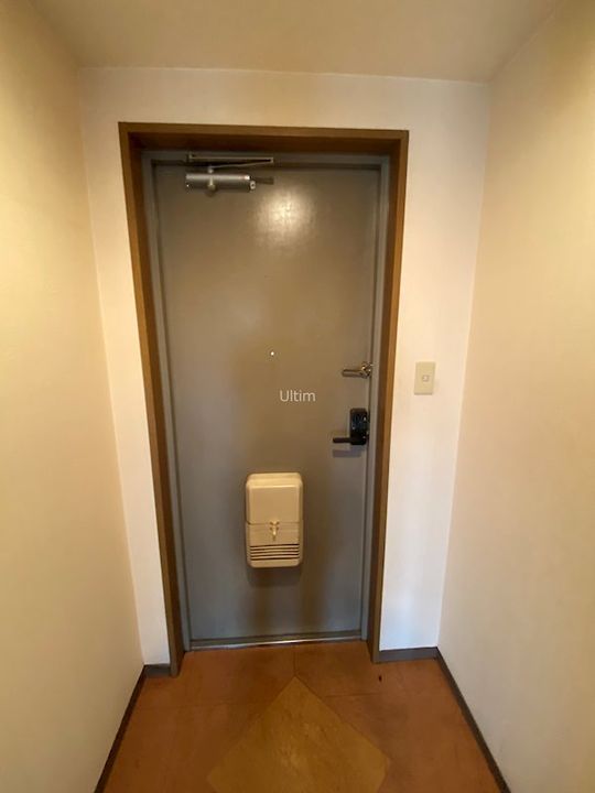 レジデンス淀の玄関