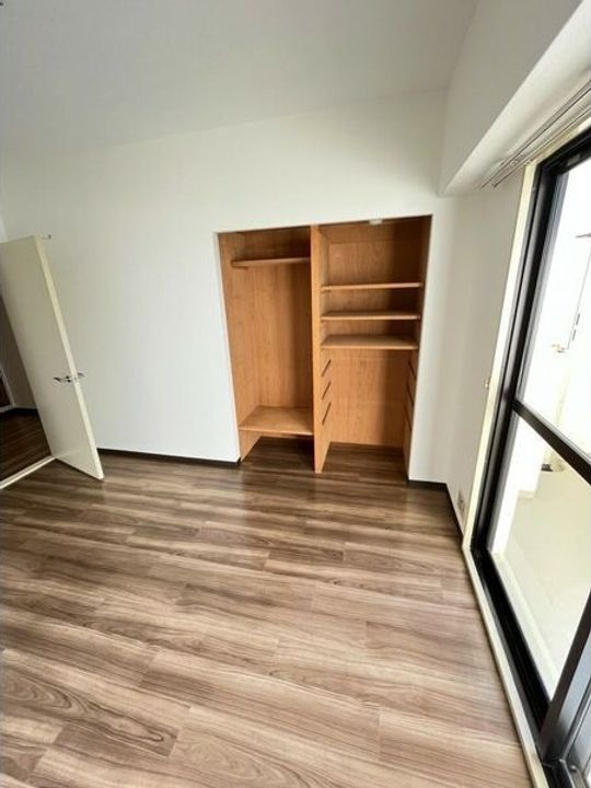 大阪府大阪市住之江区緑木2丁目の賃貸マンションの居間