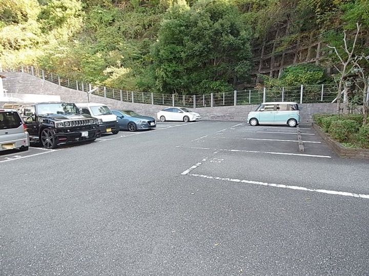 イーストヒルズ平野の地図