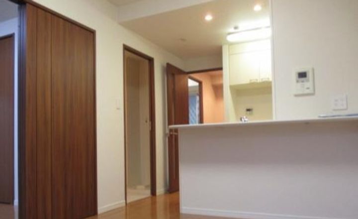 東京都新宿区西新宿8(マンション)の賃貸物件の居間