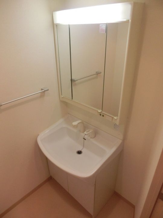 千葉県市川市市川4(マンション)の賃貸物件の内装