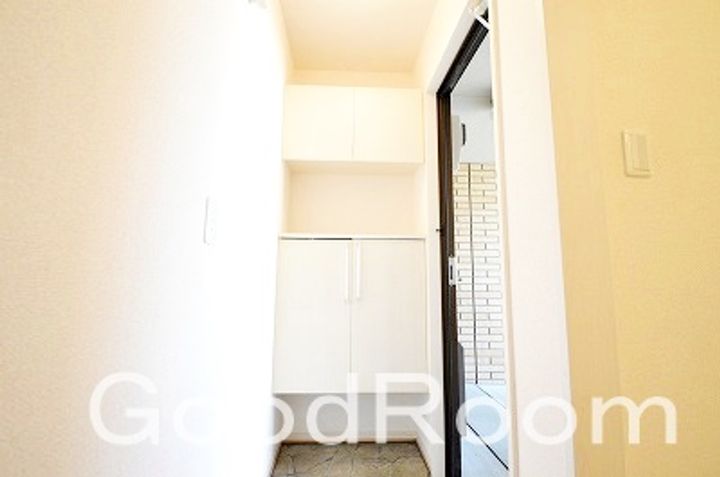 徳島県阿南市羽ノ浦町春日野(アパート)の賃貸物件の玄関