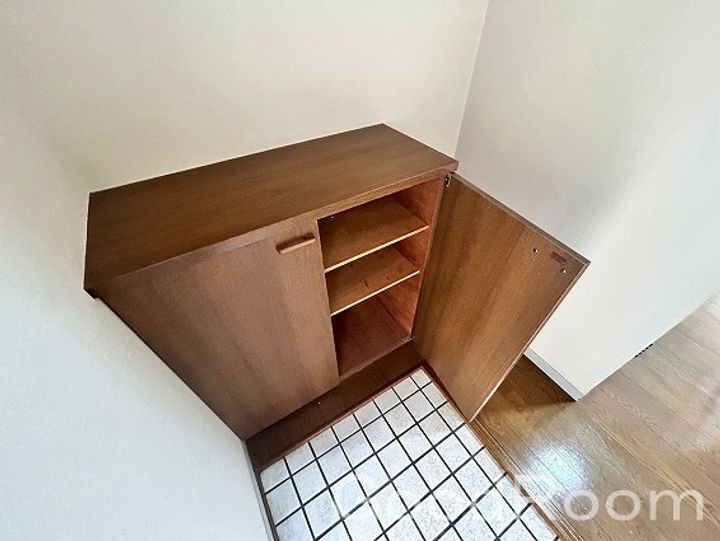 徳島県徳島市西新浜町2(アパート)の賃貸物件の玄関