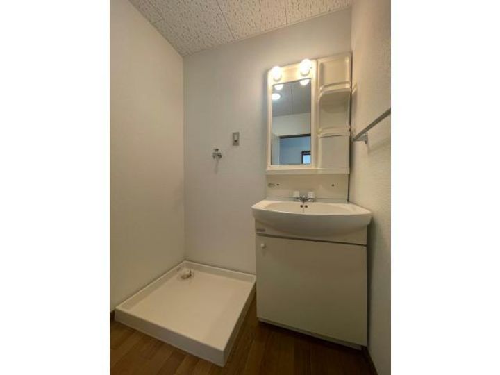 リバーサイド藤の内装