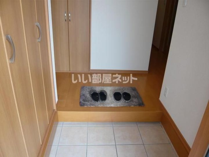 福岡県北九州市小倉南区沼新町2(一戸建)の賃貸物件の玄関