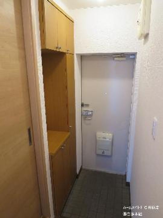 ニューコーポ高屋 Bの玄関