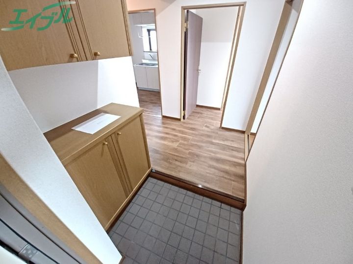 マンションカルミアの玄関