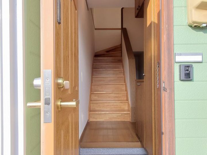 クレストール光陽の玄関