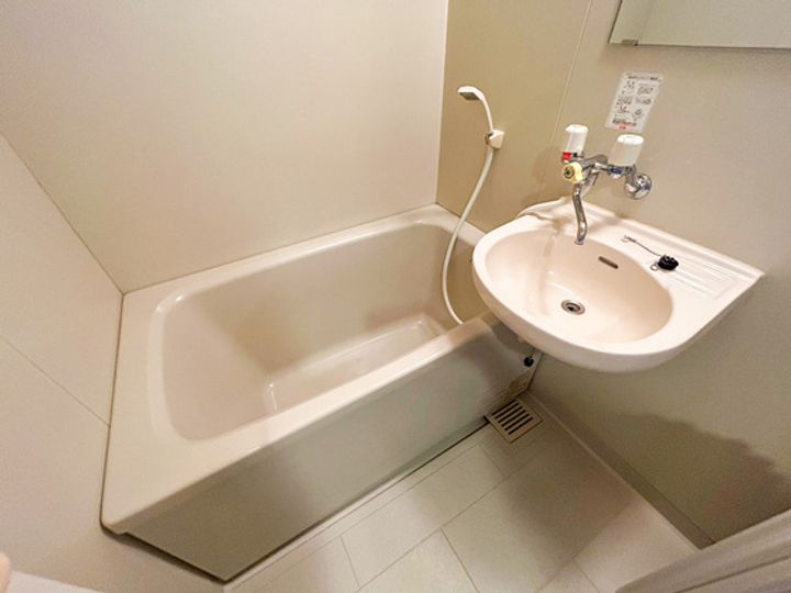 ラポール中島の内装