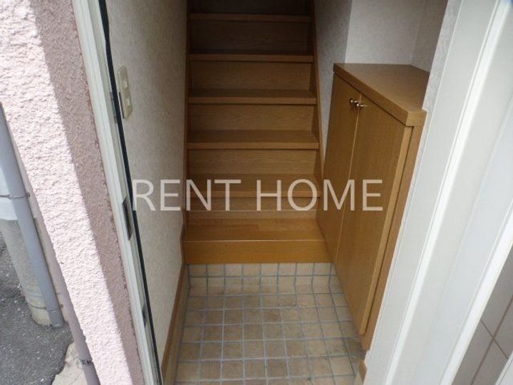 チェリーハイツ東の玄関