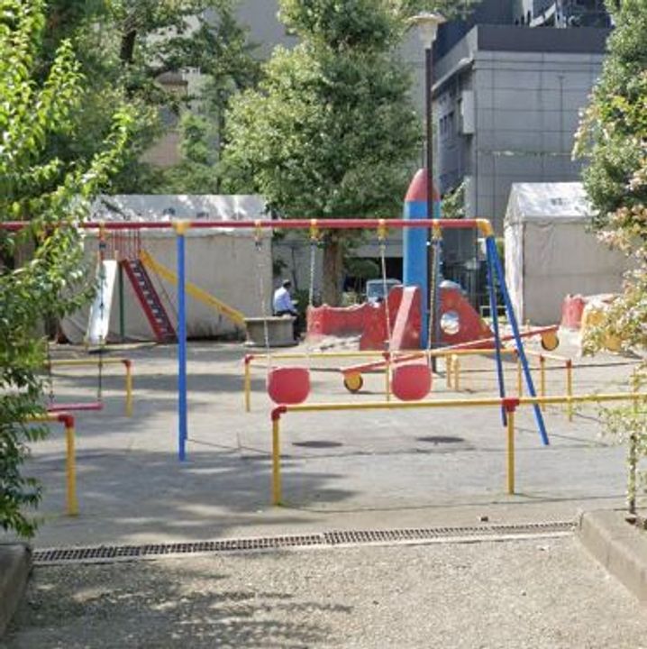 セルティスコートの周辺