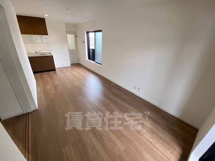 ルナ大久保駅前の居間