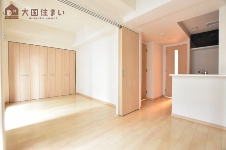 エステムプラザ難波WESTIIプレディアの居間