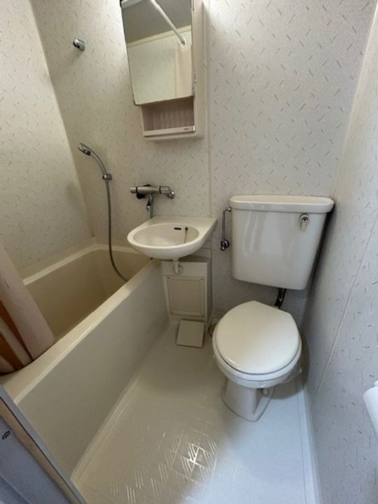 大阪府豊中市本町4(アパート)の賃貸物件の風呂