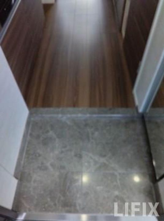 ロアール川崎大師の玄関