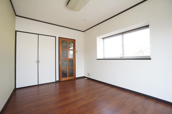 ルミネ壱番館の居間