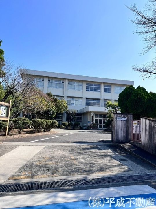 コーポサエキの周辺