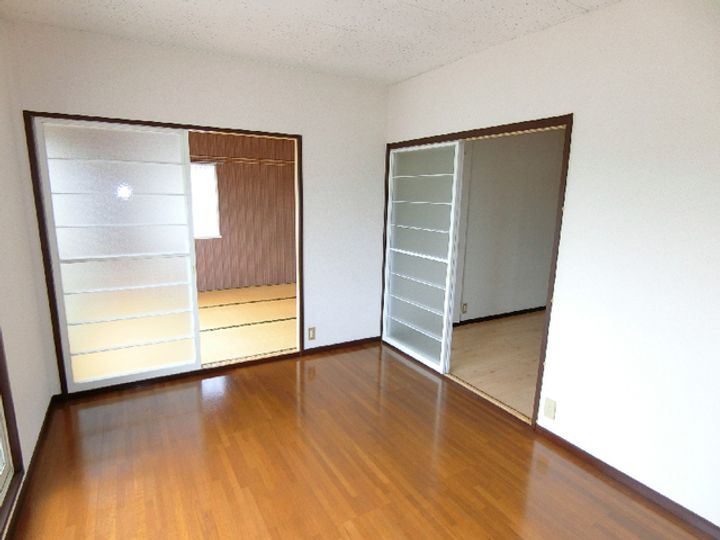サンビレッジ稲荷前の内装