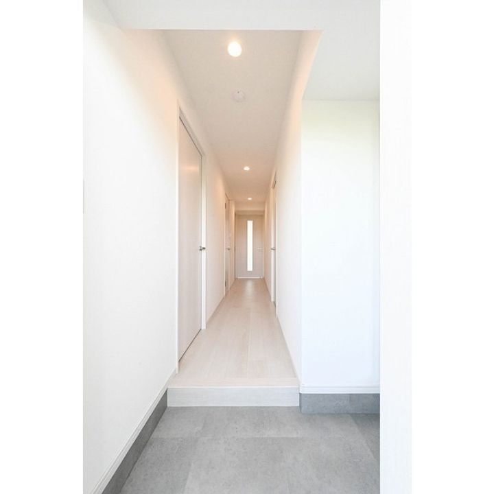 シエル大津WESTの玄関