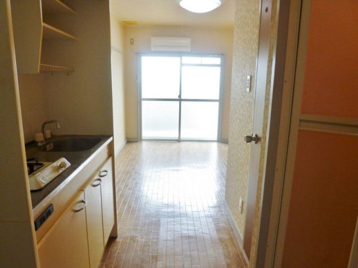 兵庫県西宮市里中町2(マンション)の賃貸物件の内装