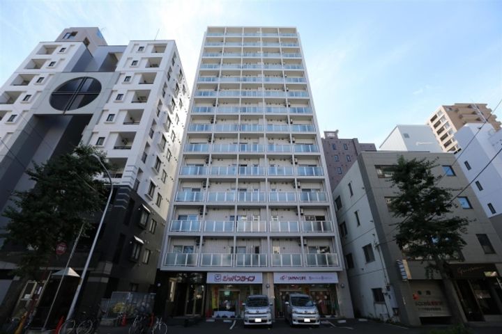 KDXレジデンス南3条の外観